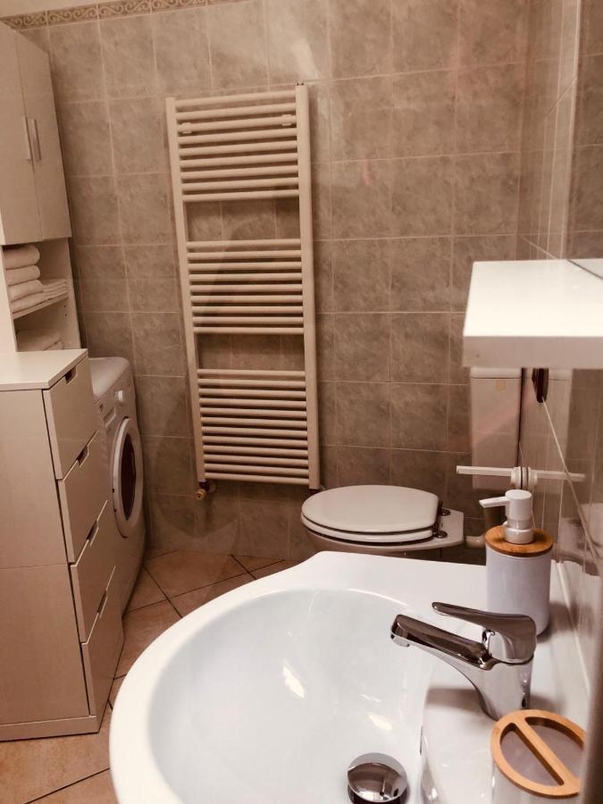 La Via Del Mare Apartment Albenga Luaran gambar
