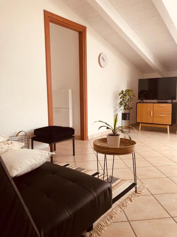 La Via Del Mare Apartment Albenga Luaran gambar